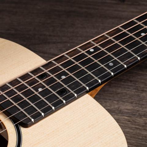 Builder's Edition 614ceMapleアコースティック エレクトリック ギター | Taylor Guitars